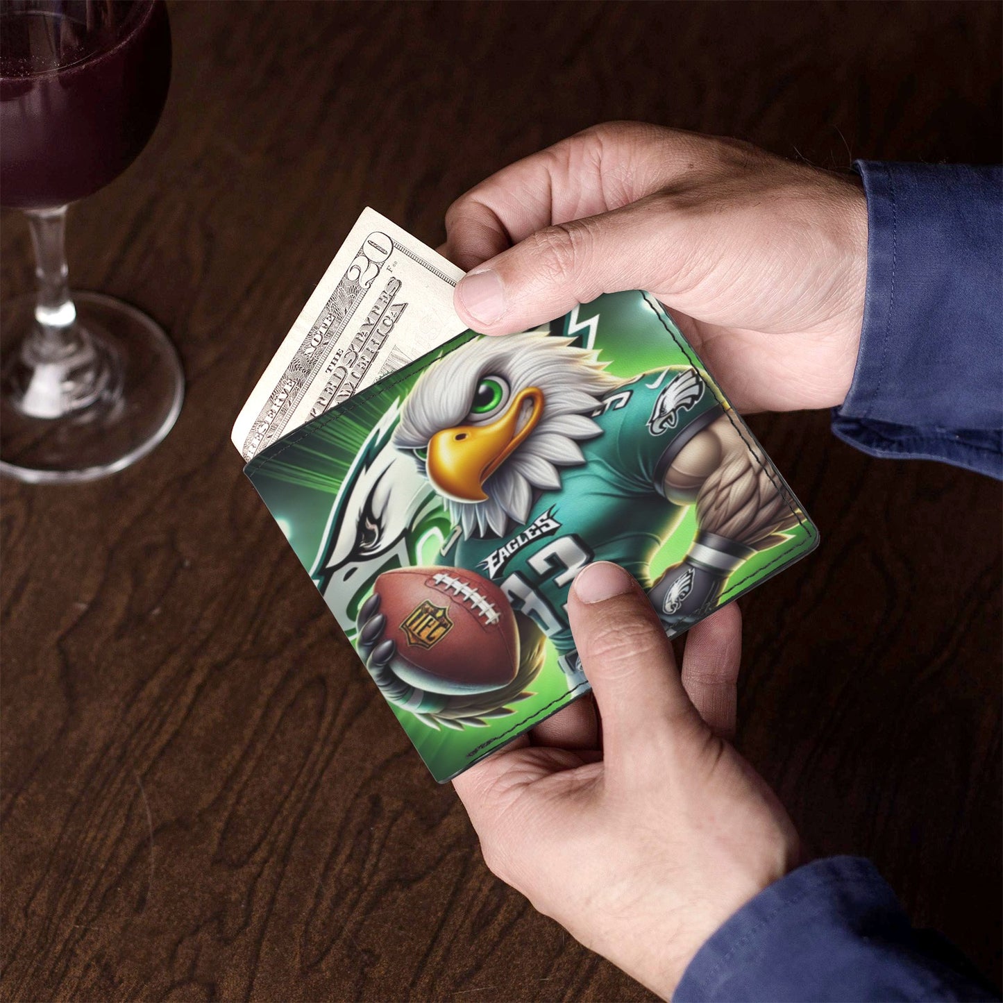 Philadelphia Eagles Men's Leather Wallet Fly High